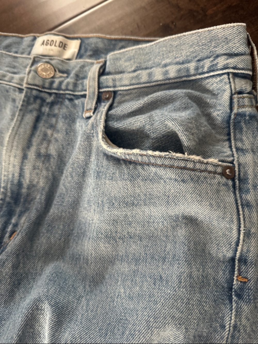 Agolde Cherie Straight-Leg Jeans with Raw Cuff - Picture 3 of 5